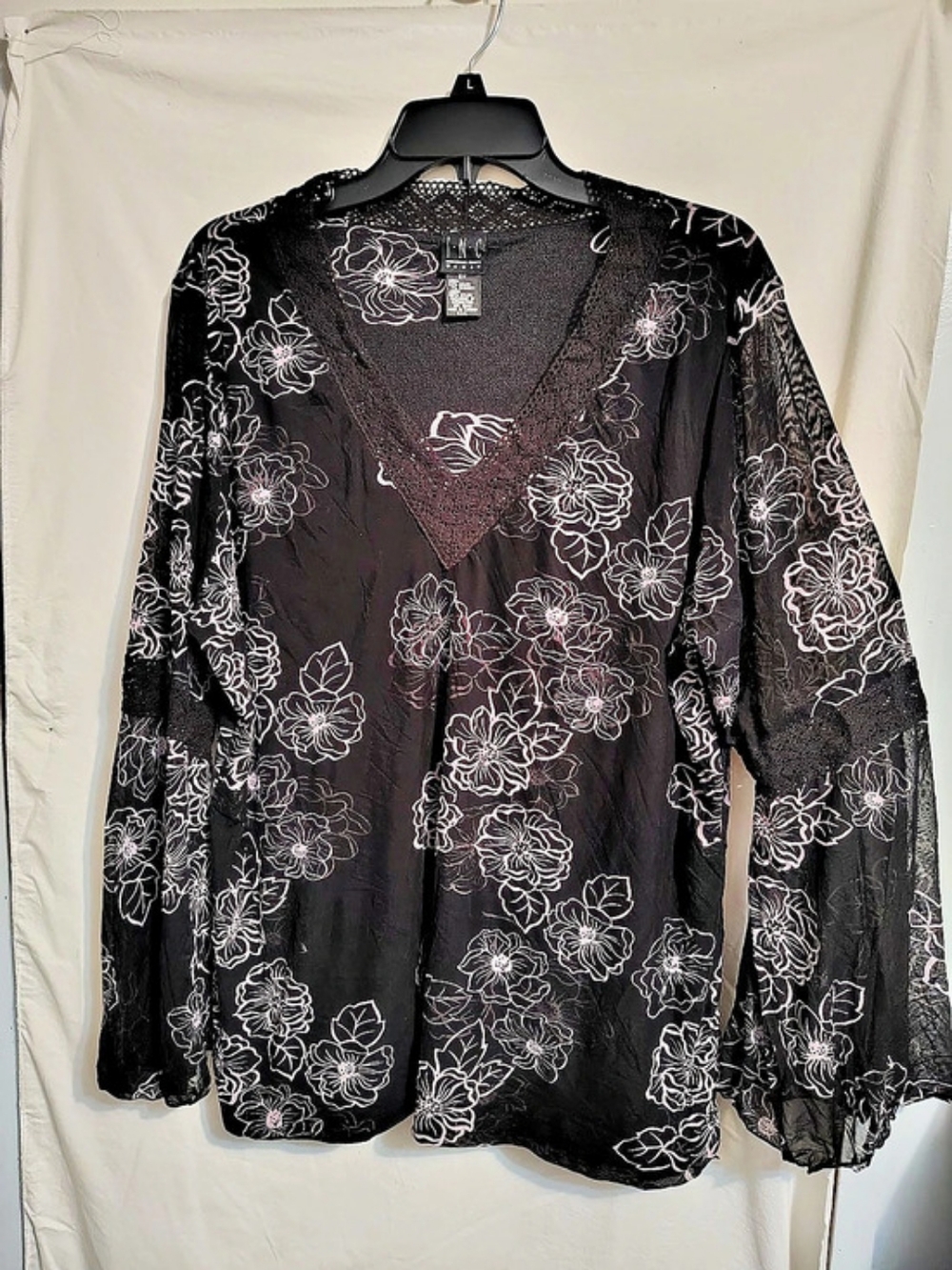 INC Floral Blouse in Black & Pink Size Large Like New